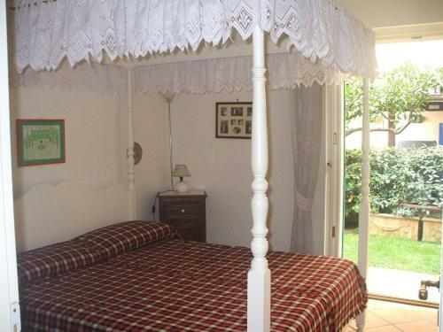Villa Scimmia Scauri  Kültér fotó